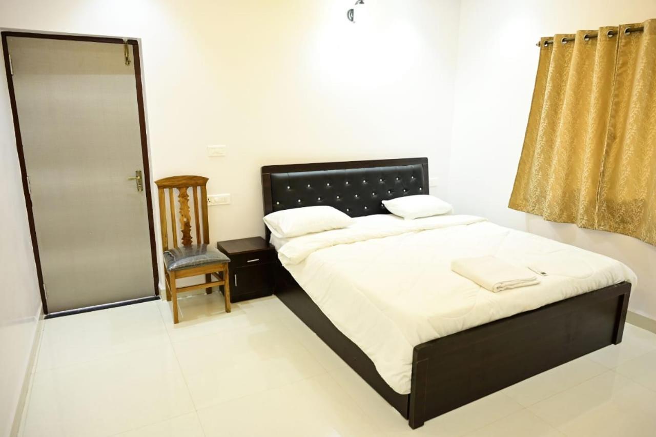 White House Villa-Private Pool Navelim 외부 사진